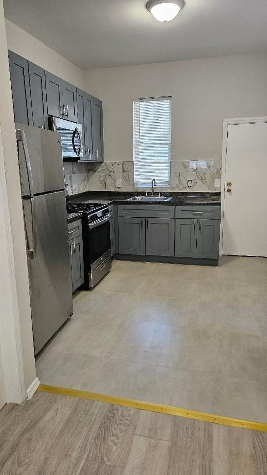 214 S Edgewood St #1 - Photo 5 of 27