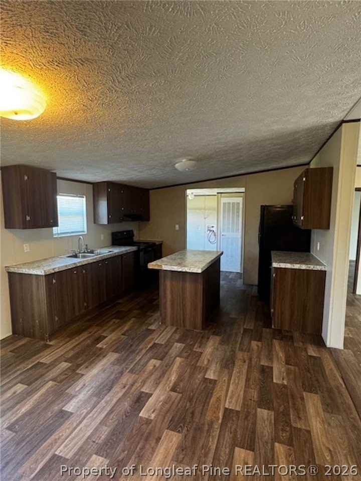115 Burns Rd - Photo 2 of 11