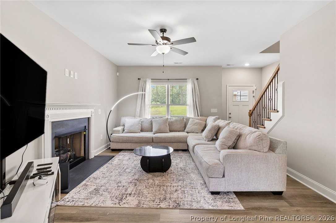 112 Nairn St - Photo 6 of 30