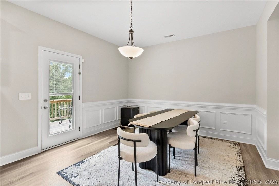 112 Nairn St - Photo 7 of 30