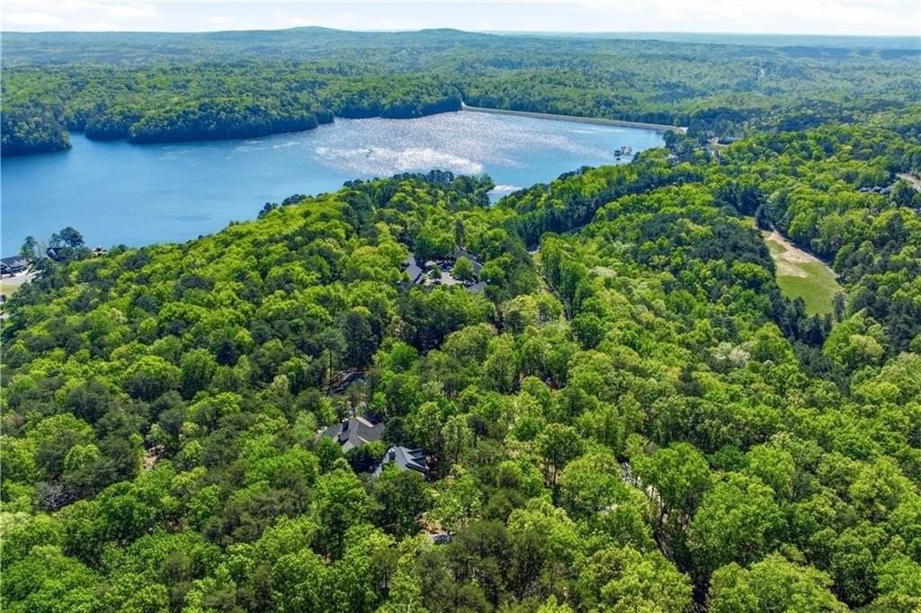 114 Cherokee Dr S - Photo 4 of 50