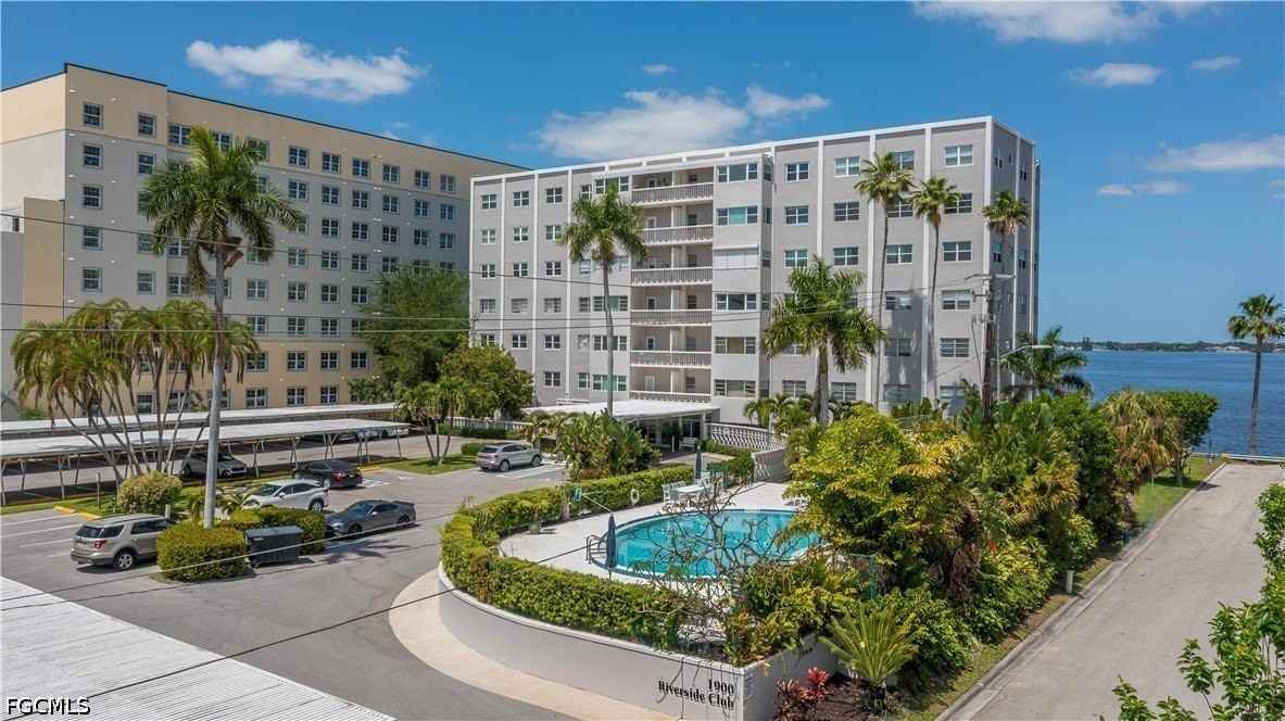 1900 Clifford St #506 - Photo 2 of 49