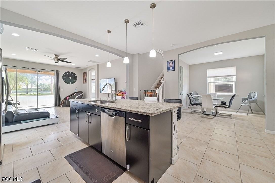 3587 Brittons Ct - Photo 7 of 35