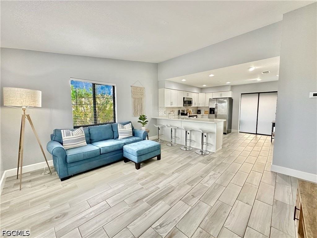 4903 Vincennes St #210