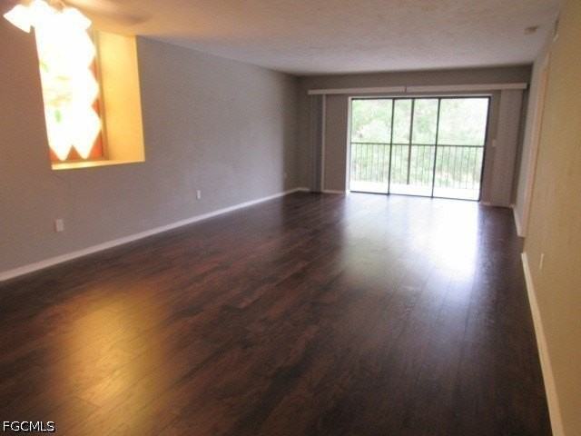 10022 Oxfordshire Ln #201 - Photo 3 of 17