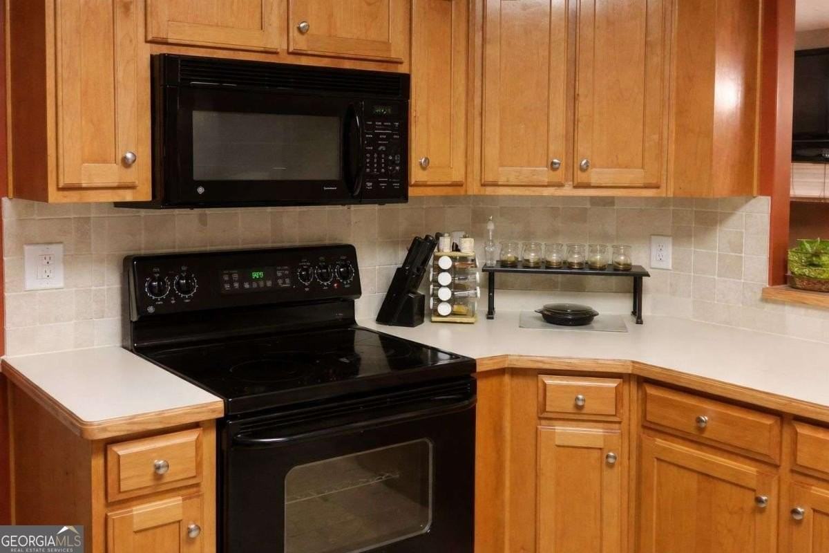 3233 Glenloch Pl - Photo 7 of 14