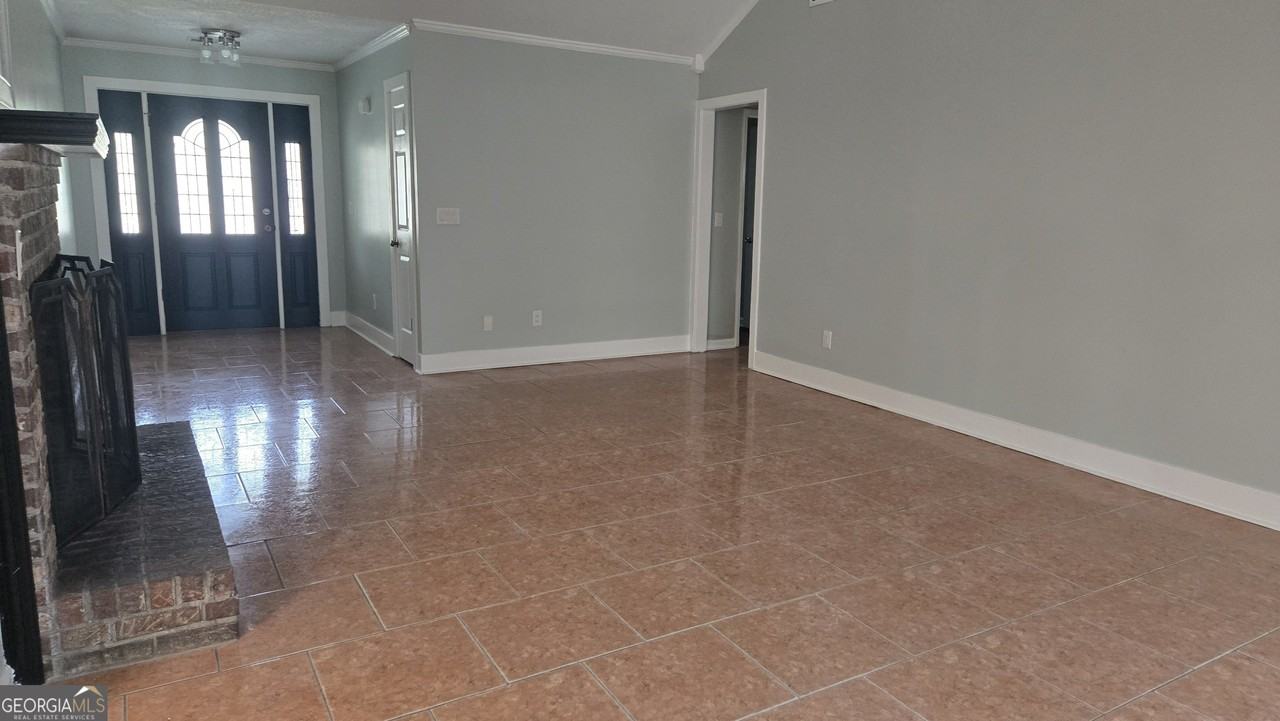 391 Hidden Valley Dr Se - Photo 7 of 16