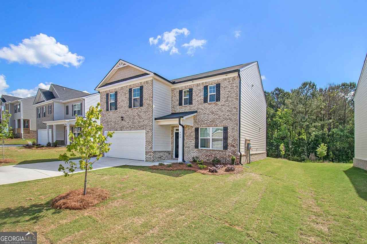 568 Whitman Ln - Photo 3 of 34