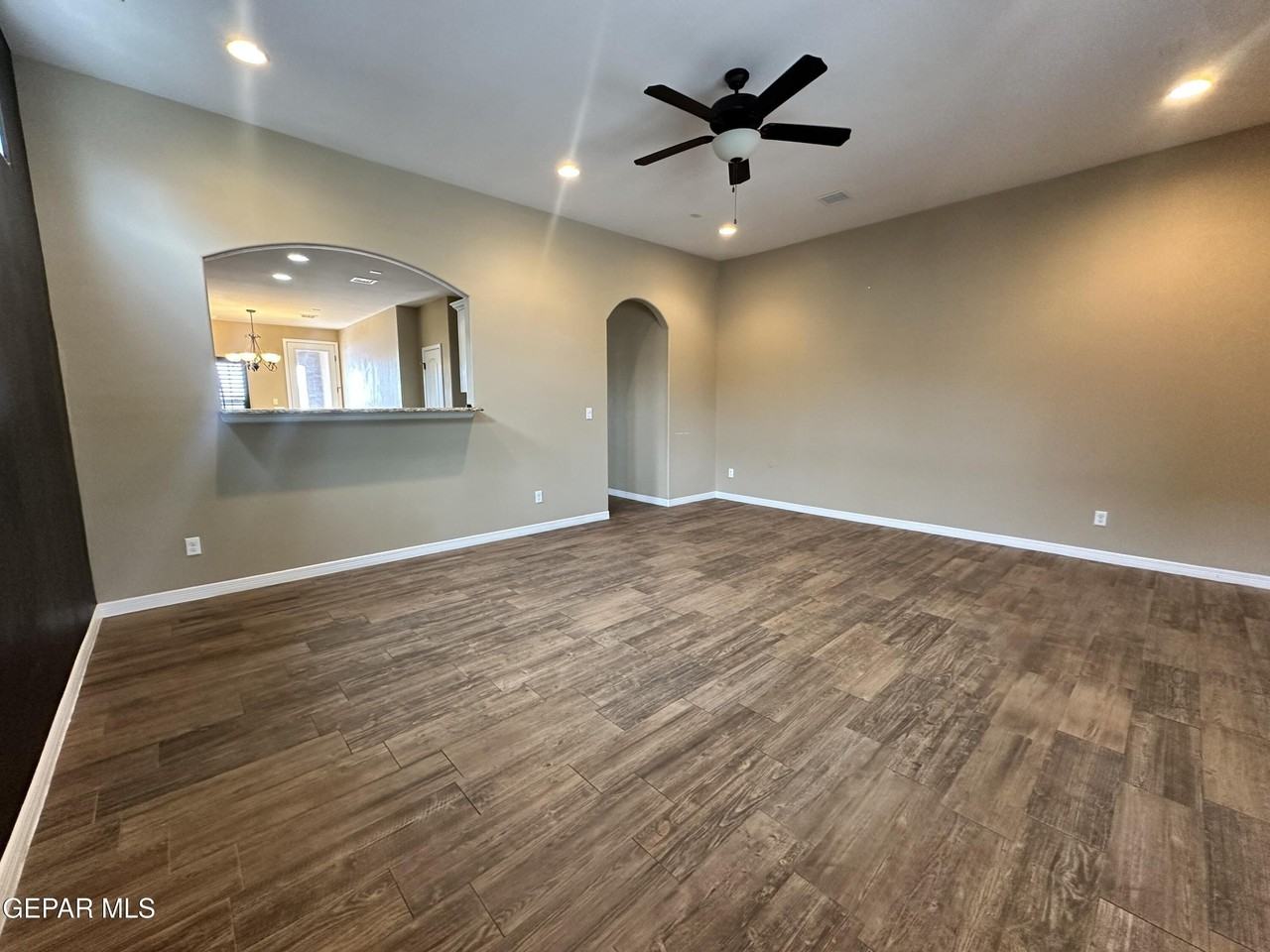 12156 Chapel Hill Rd - Photo 4 of 24