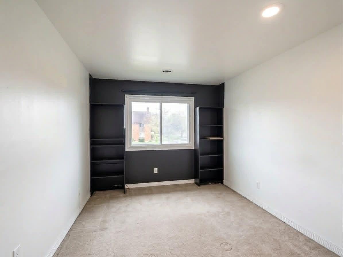 2003 45th St #207 - Photo 5 of 13