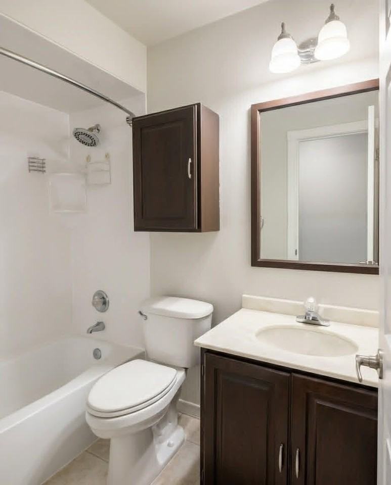 2003 45th St #207 - Photo 7 of 13