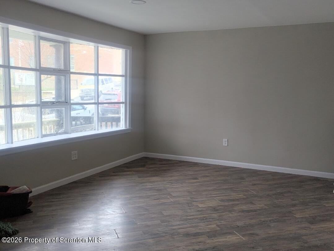 714 Orchard St - Photo 2 of 10