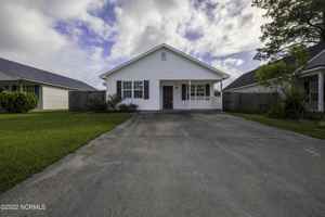 featured image of 129 Sanders St