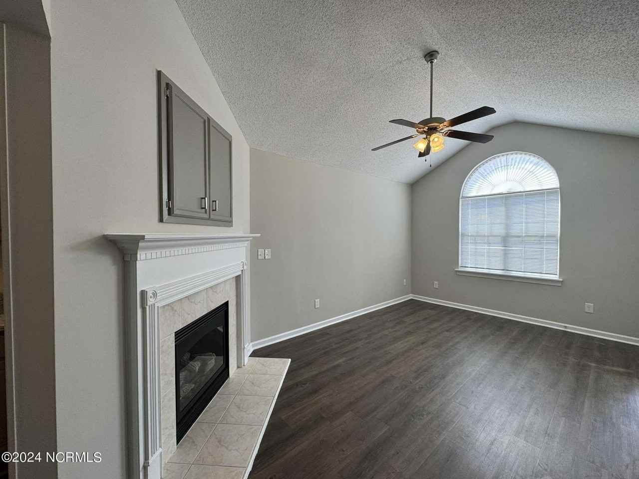 2113 Hurt Dr - Photo 6 of 20