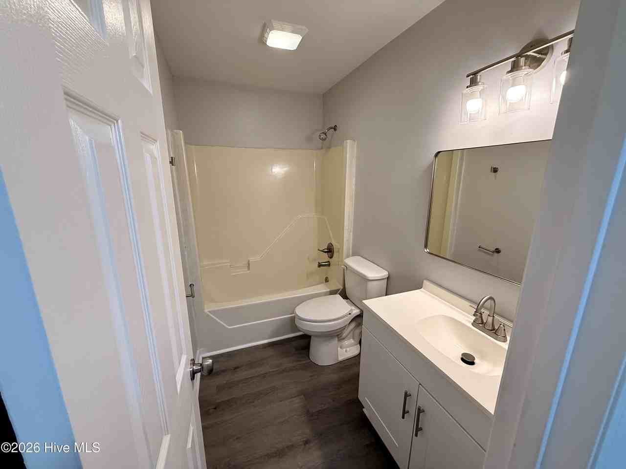 2604 Boone Ct #A - Photo 6 of 10