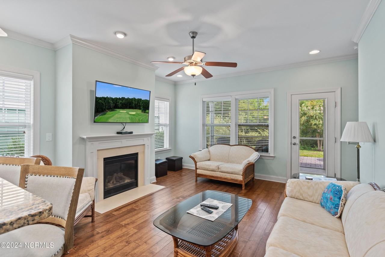 3220 Inland Cove Dr - Photo 7 of 25