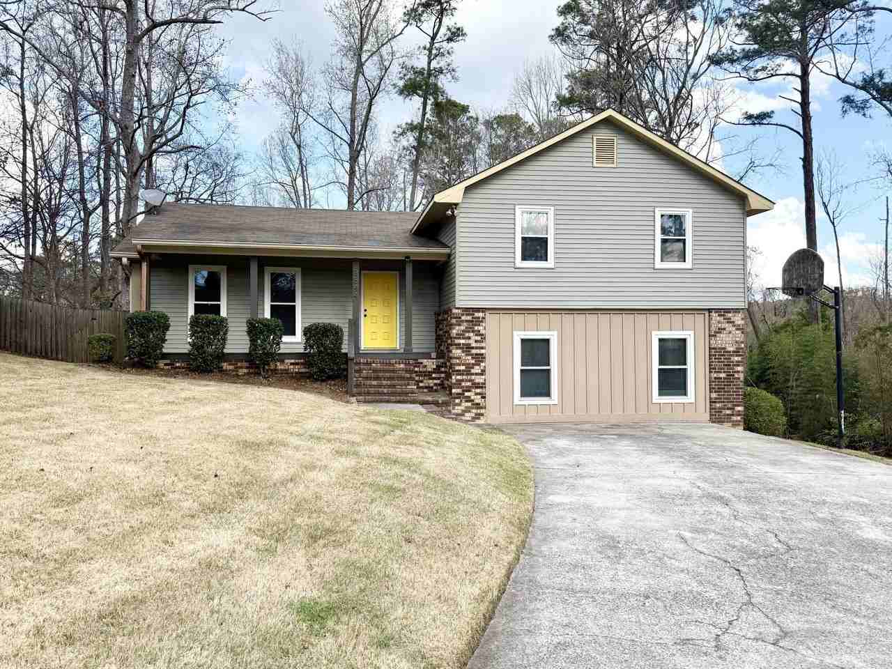 3844 Creek Ct