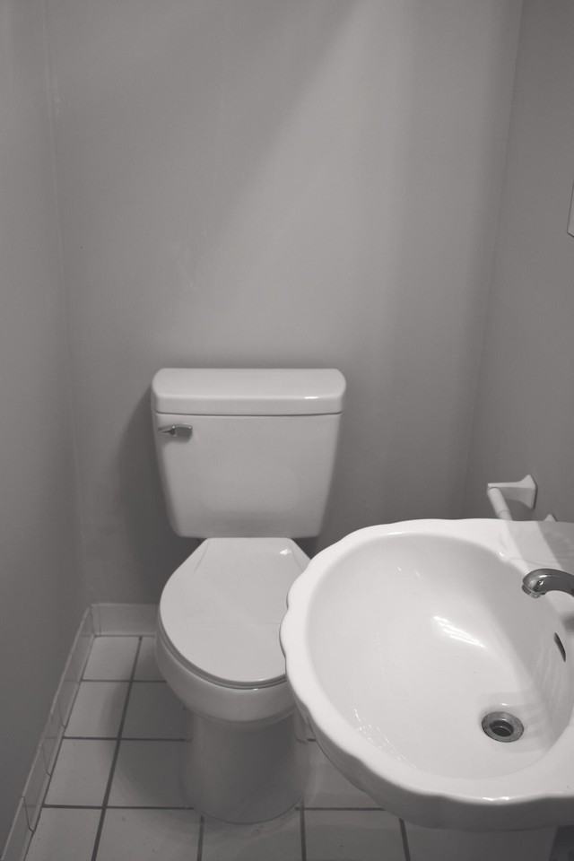 804 Hickman Rd #B - Photo 4 of 9