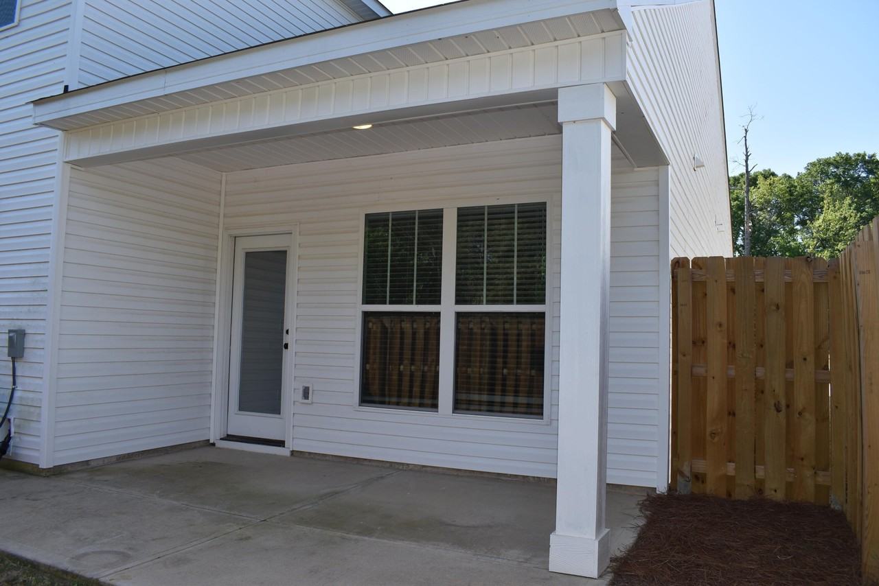 4245 Beautiful Pond Park - Photo 4 of 18