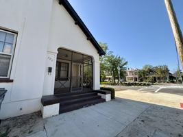 featured image of 320 3rd St