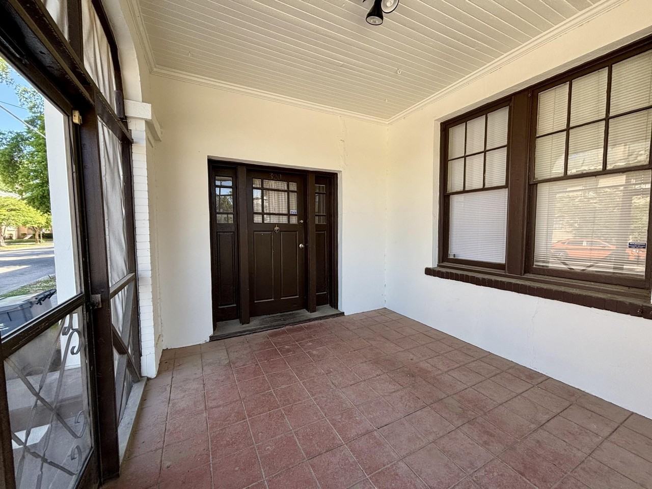 320 3rd St - Photo 2 of 14