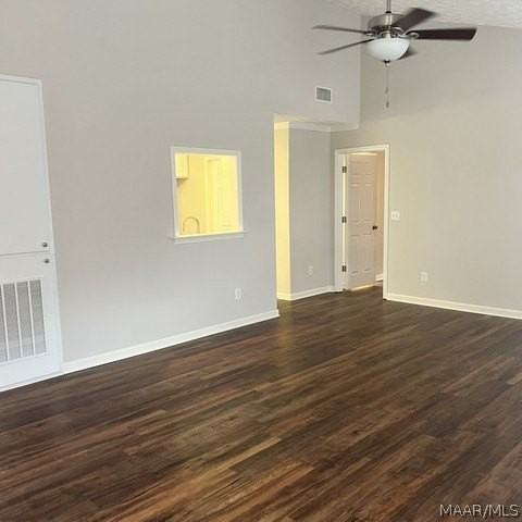 1124 Stafford Dr - Photo 5 of 28