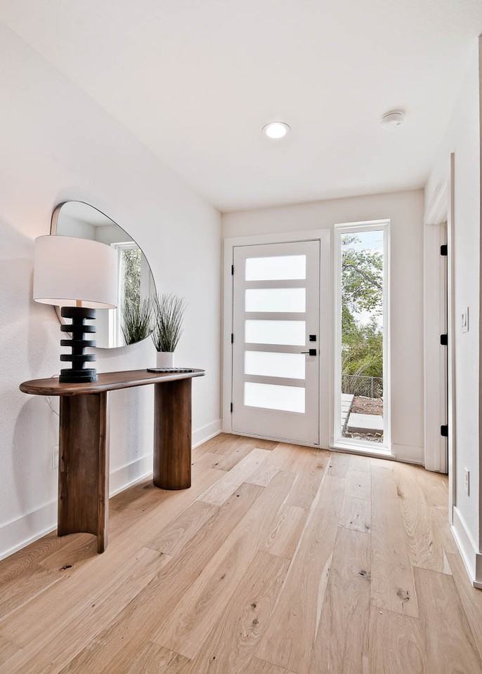 210 Nw 9th St #1 - Photo 2 of 28