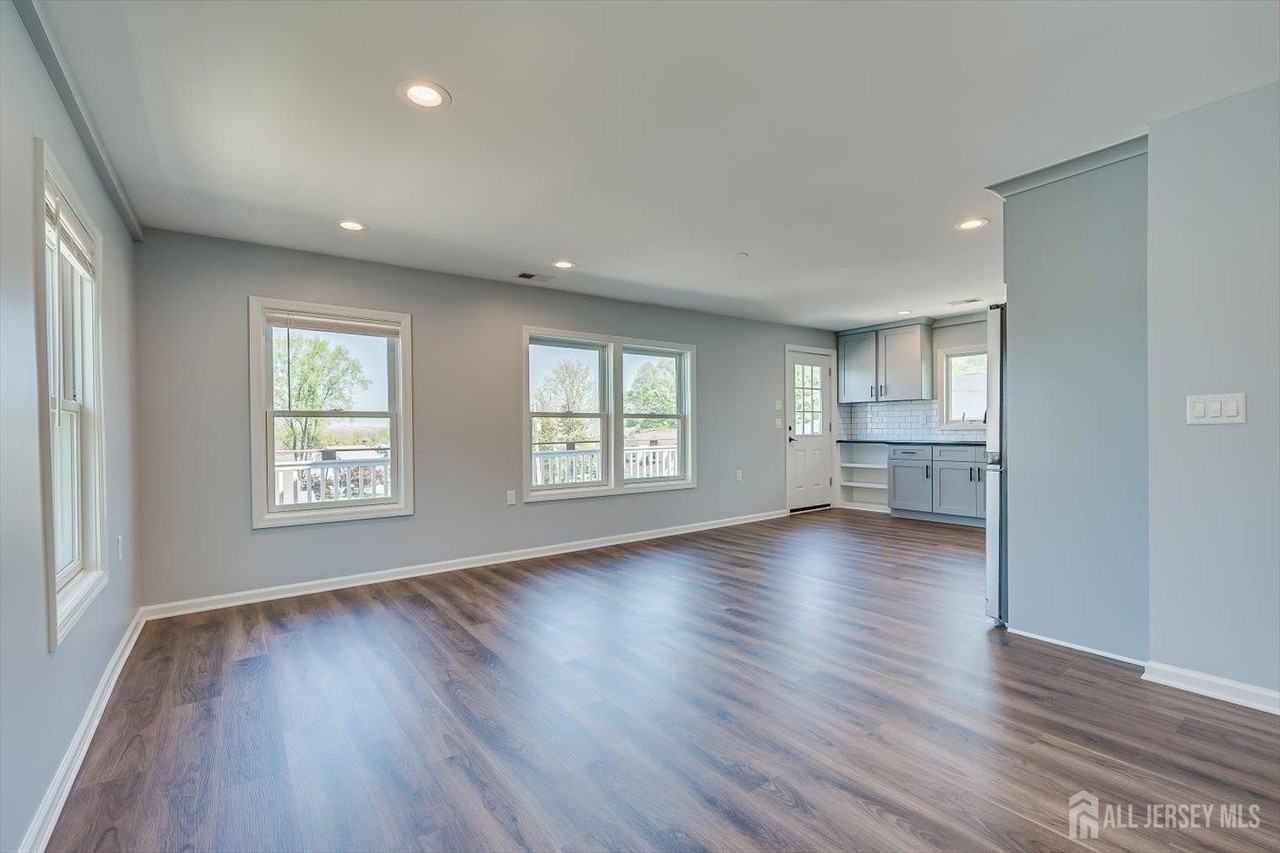 4 Wilcox Ave #B - Photo 4 of 20