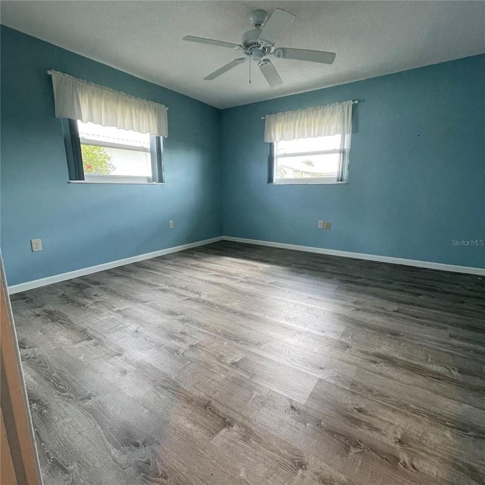 3603 Joyce Dr - Photo 4 of 11