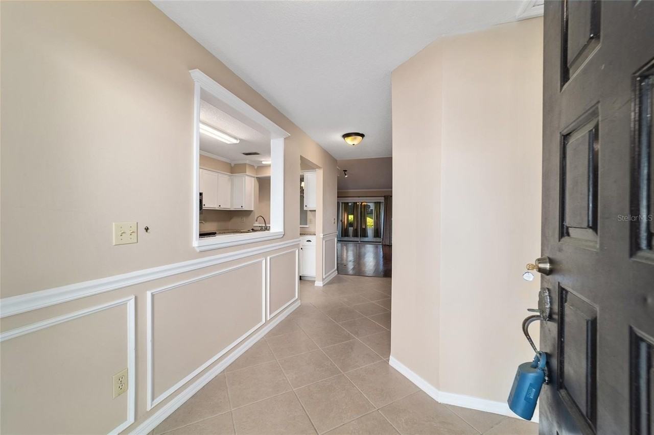 2484 Se 18th Cir #2484 - Photo 3 of 22