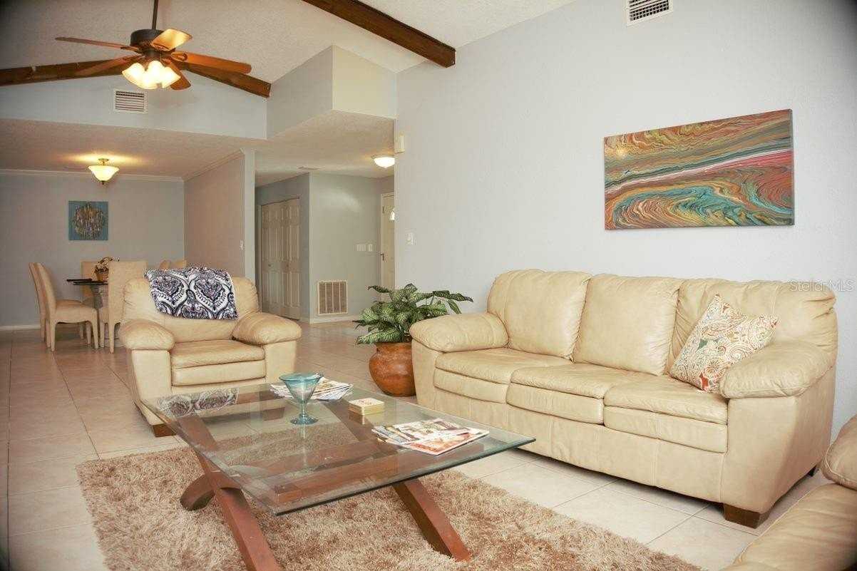 3139 Carlos Dr - Photo 4 of 10