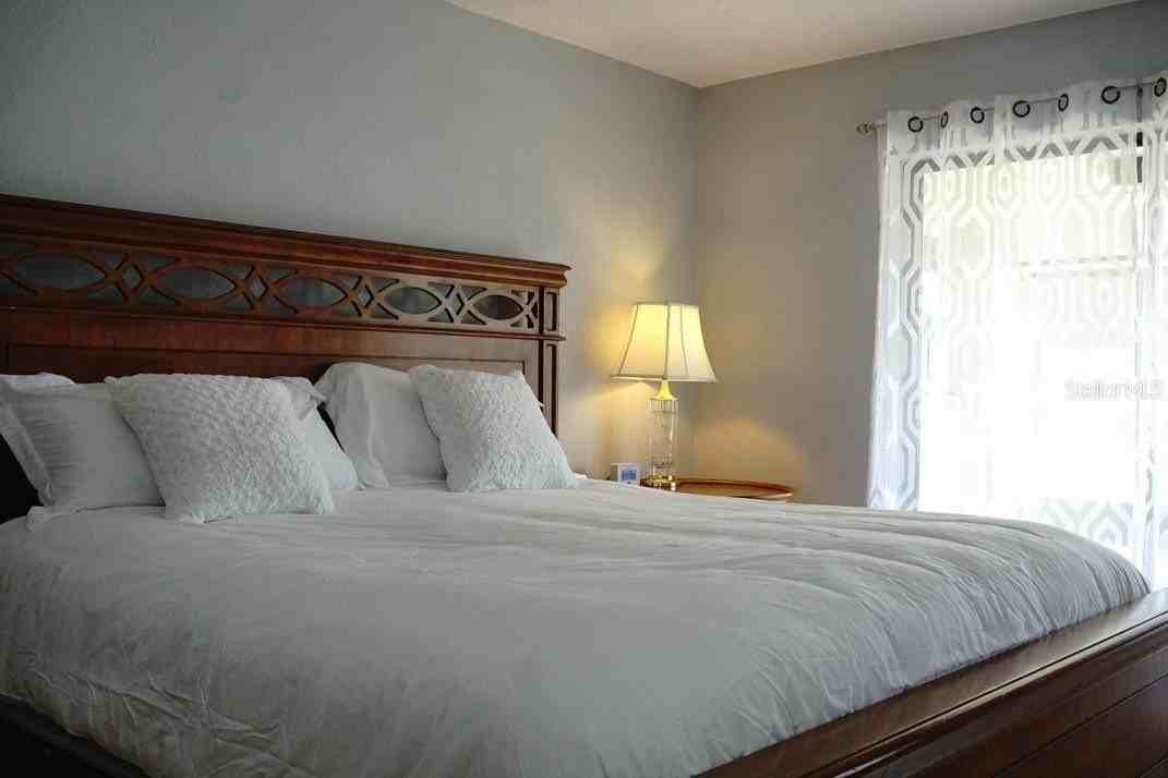 3139 Carlos Dr - Photo 7 of 10