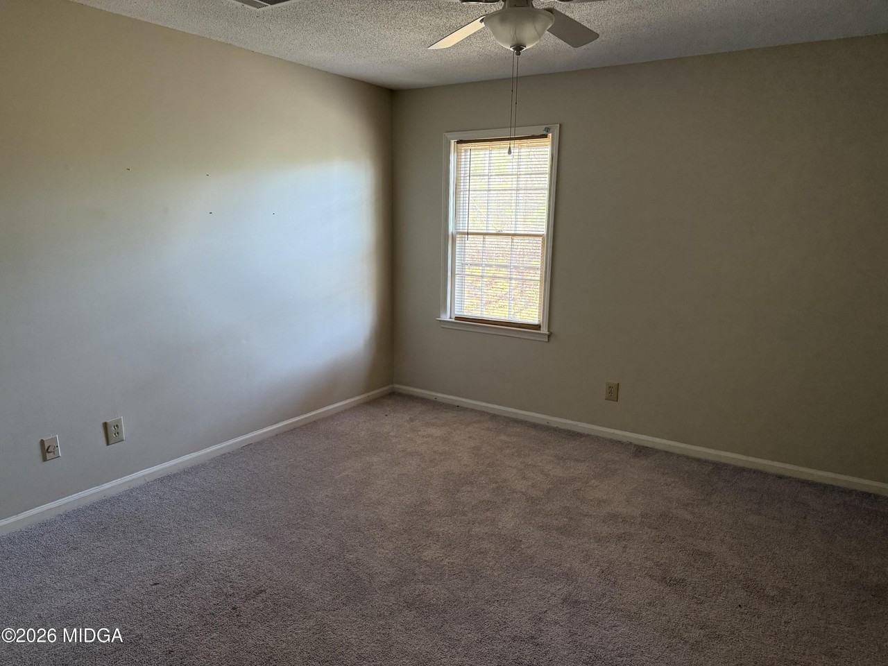 803 Captain Kell Dr - Photo 7 of 23