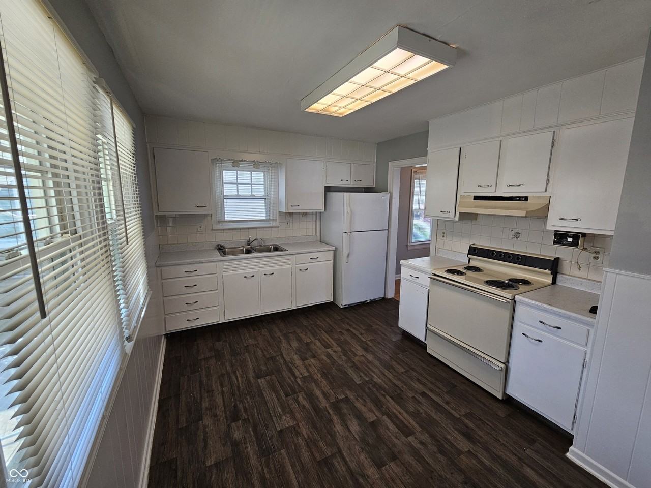 1803 Ellen Dr - Photo 6 of 15