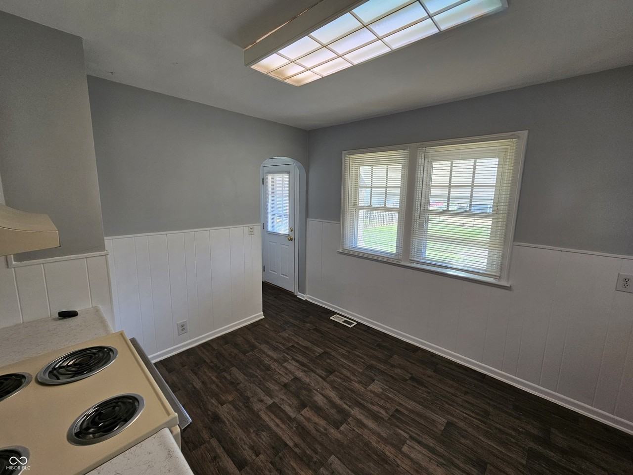 1803 Ellen Dr - Photo 7 of 15