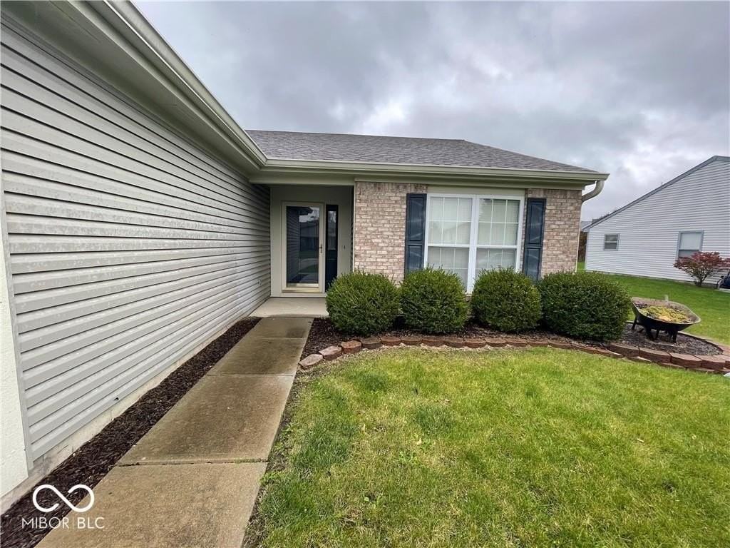 6634 Captiva Pass - Photo 3 of 21