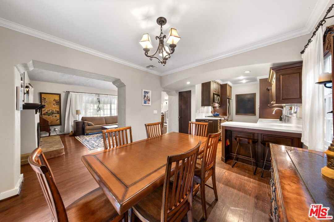 5918 Canyon Cv - Photo 4 of 8