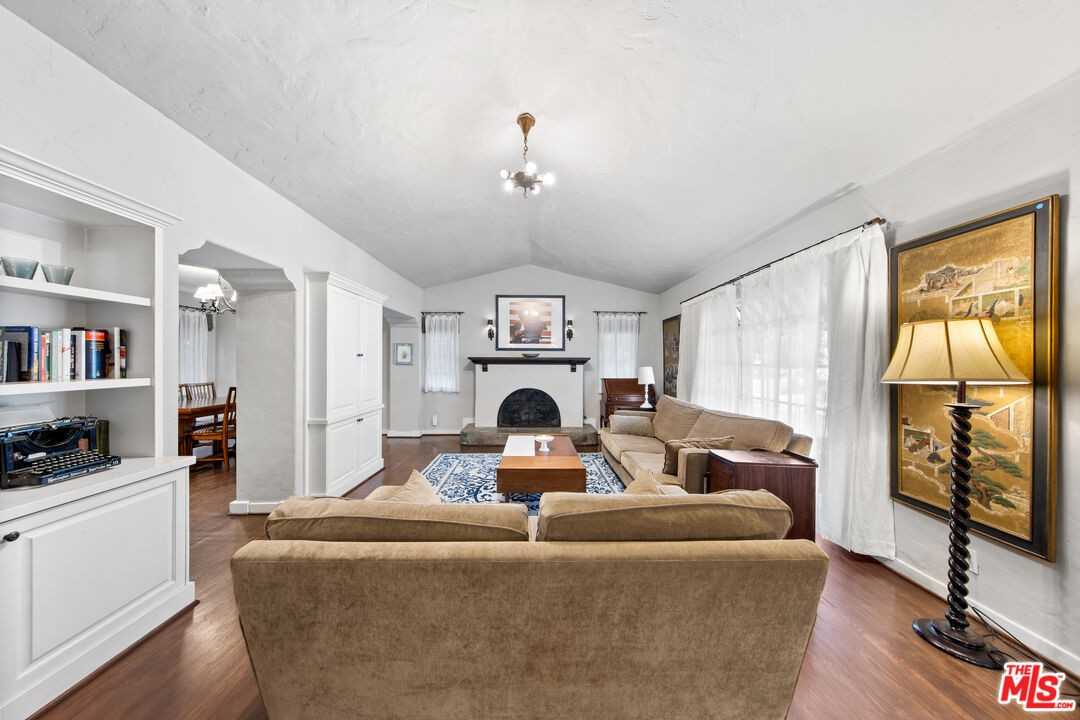 5918 Canyon Cv - Photo 6 of 8