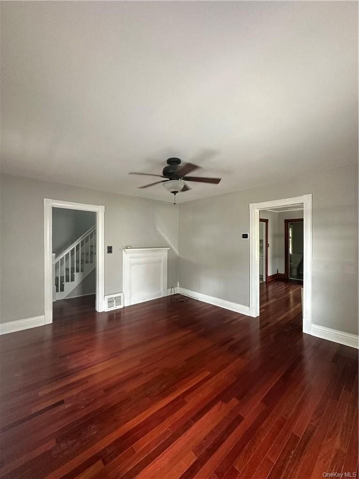 20 Van Buren St - Photo 4 of 24