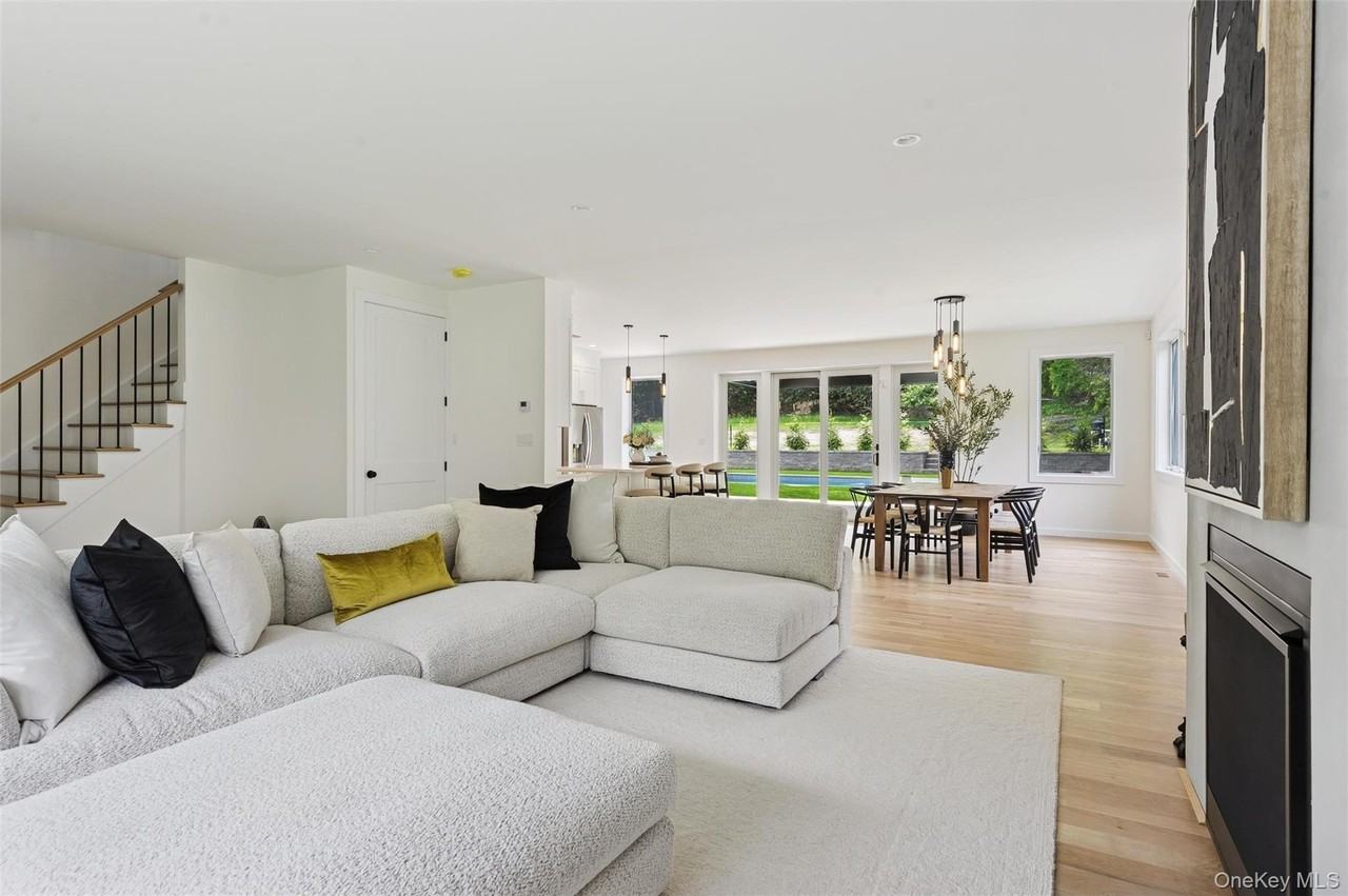 57 Newtown Rd - Photo 2 of 23