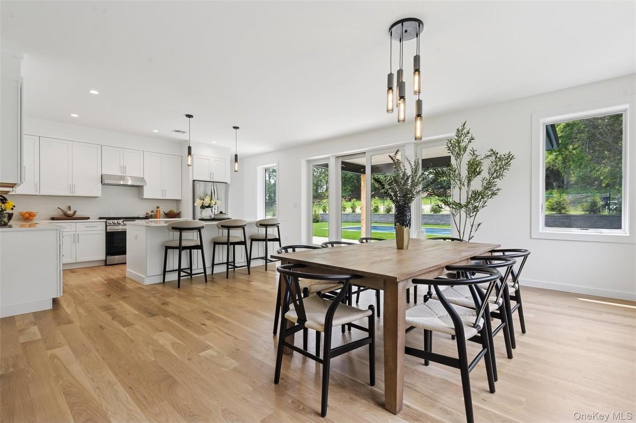 57 Newtown Rd - Photo 5 of 23