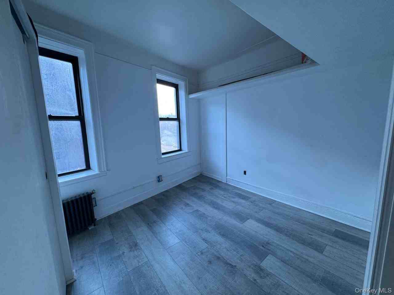 3307 Junction Blvd #3rdFL - Photo 6 of 14