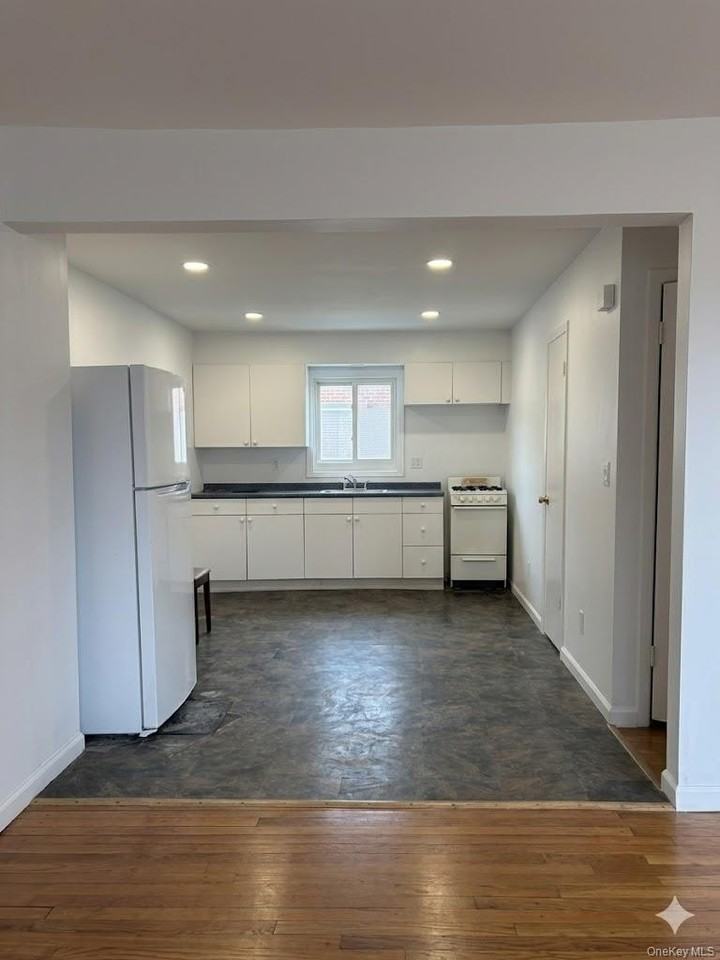 629 Wellwood Ave #B6 - Photo 2 of 6