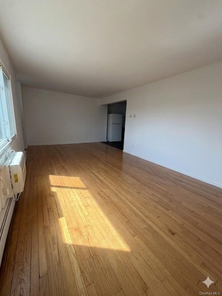 629 Wellwood Ave #B6 - Photo 6 of 6