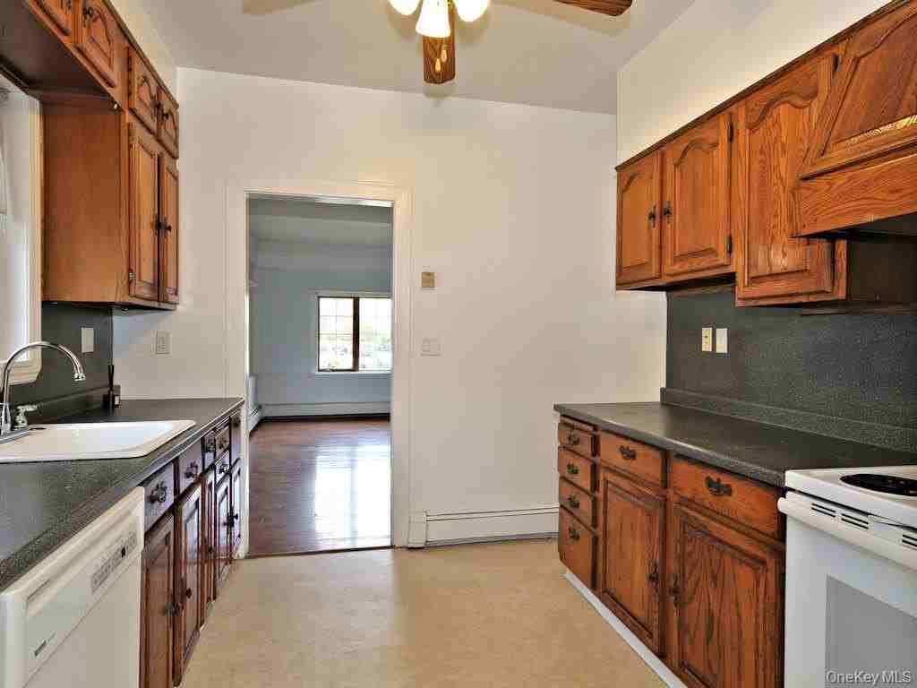 14 Weeks Pl - Photo 3 of 11