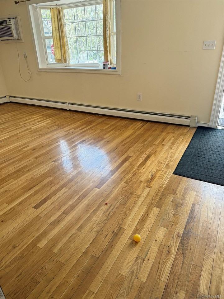 14304 105th Ave - Photo 2 of 9