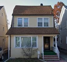 featured image of 18833 Keeseville Ave #2ndFL