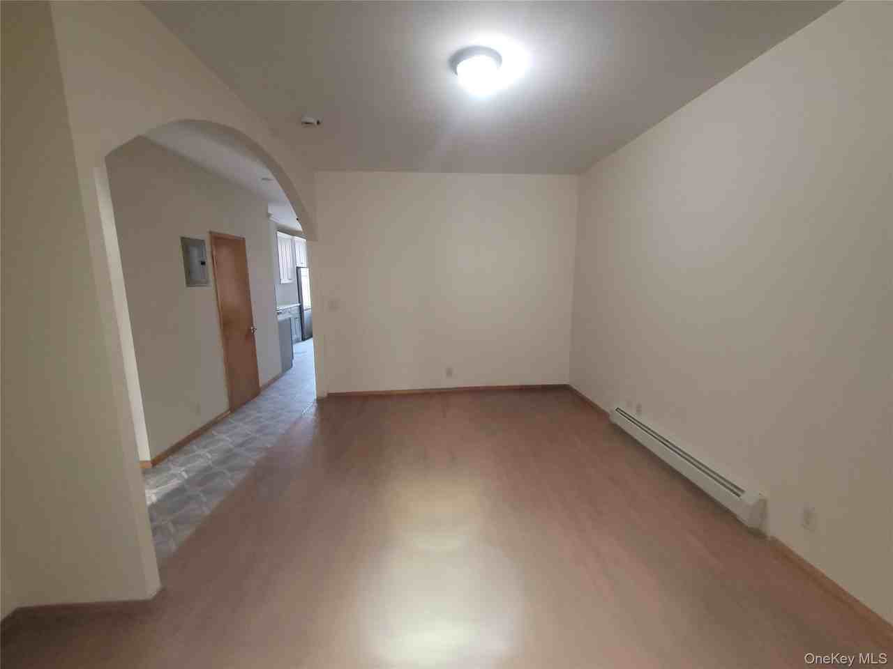 433 Jerome St #1 - Photo 5 of 6