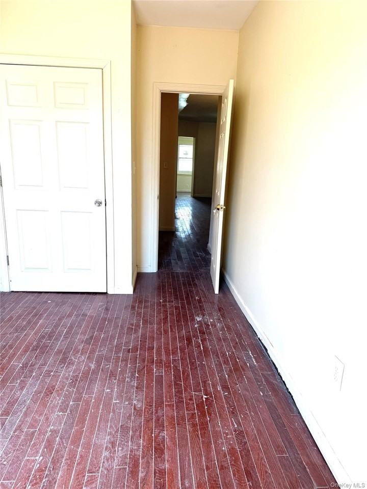 14554 107th Ave #1 - Photo 5 of 7