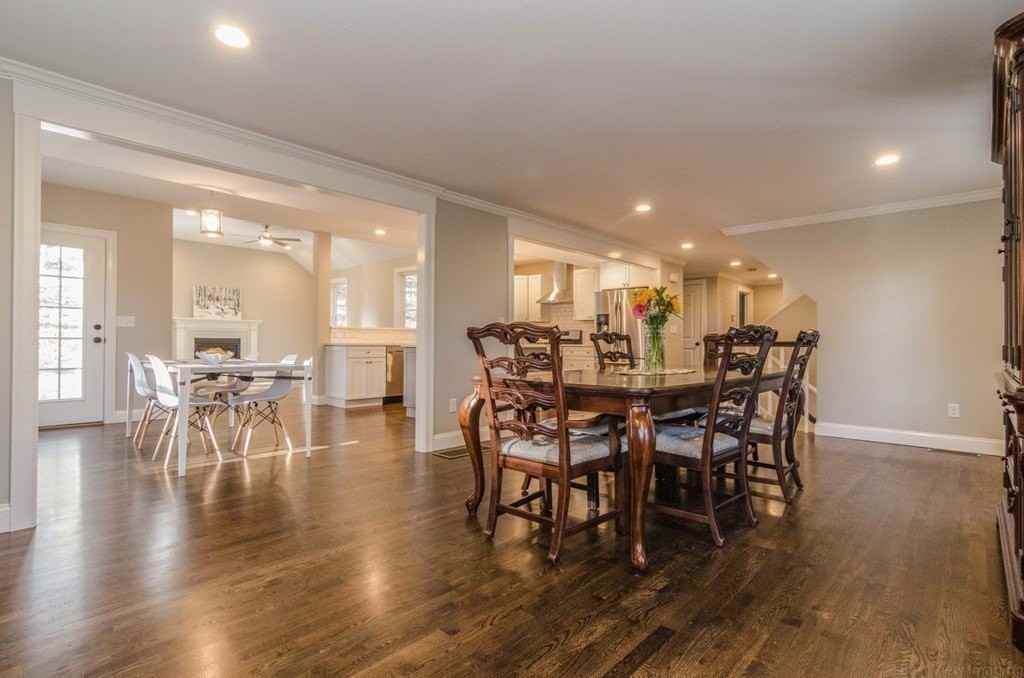 718 Main St #718 - Photo 7 of 18